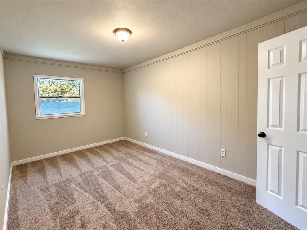 401 N Frontage Road Property Photo 13