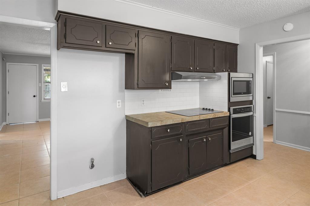 8307 Oxford Drive Property Photo 11