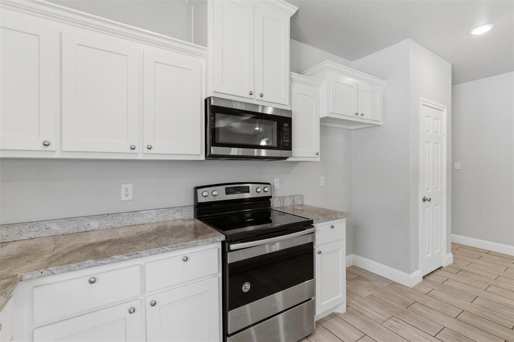 3614 Short Street Property Photo 9