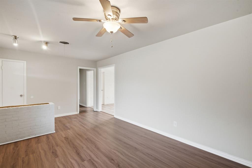 1421 Eastview Drive Property Photo 6