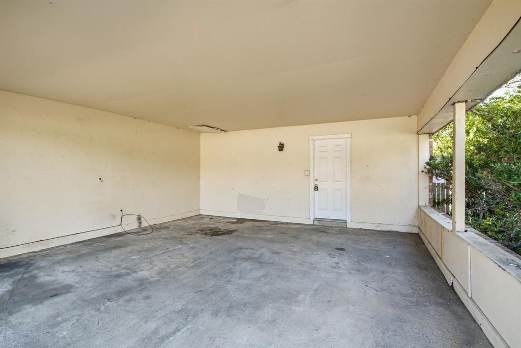 1421 Eastview Drive Property Photo 33
