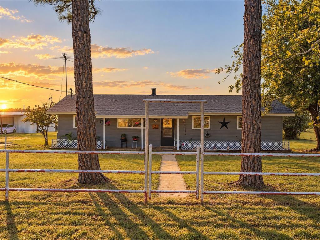 2220 Well Service Road Property Photo 1