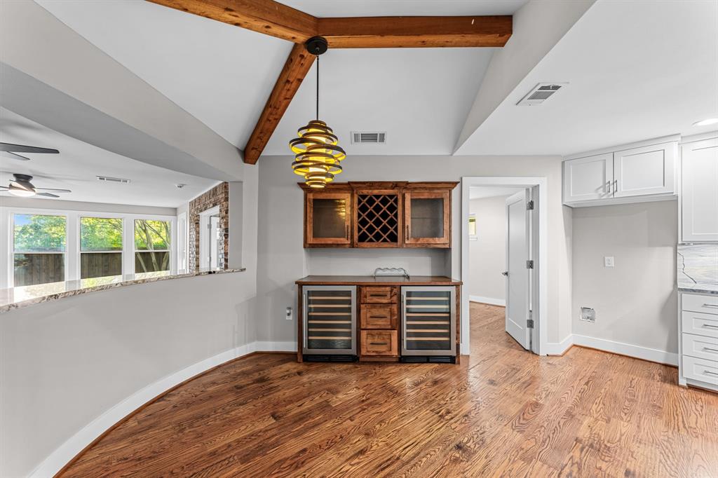 9656 Ravensway Drive Property Photo 17