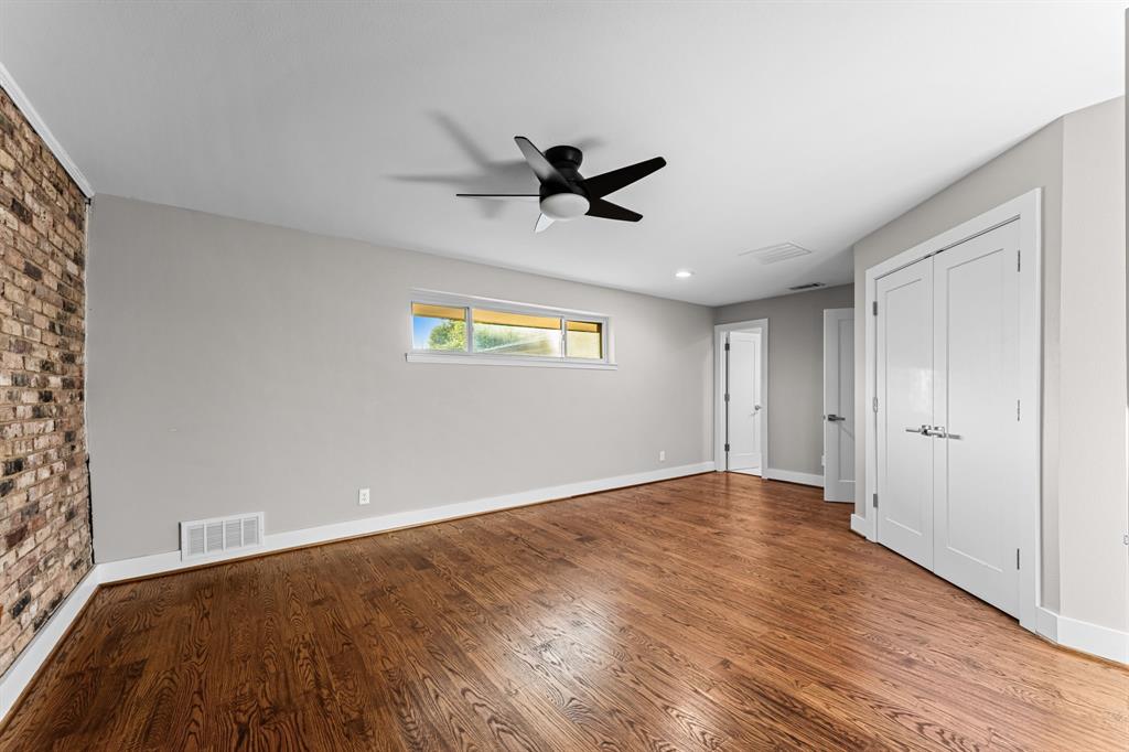 9656 Ravensway Drive Property Photo 19