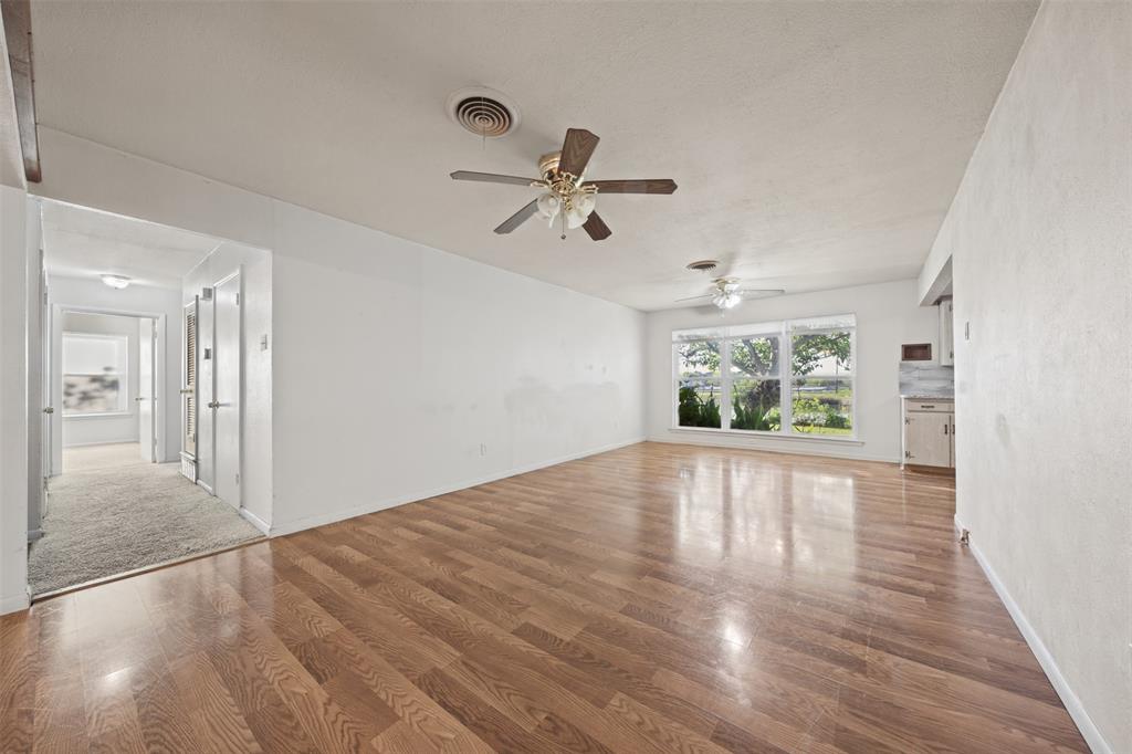 6115 Overlake Drive Property Photo 7