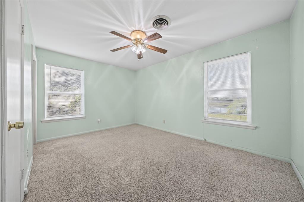 6115 Overlake Drive Property Photo 18