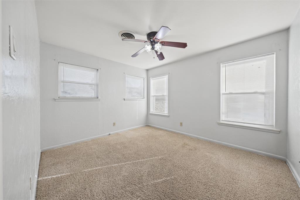 6115 Overlake Drive Property Photo 24