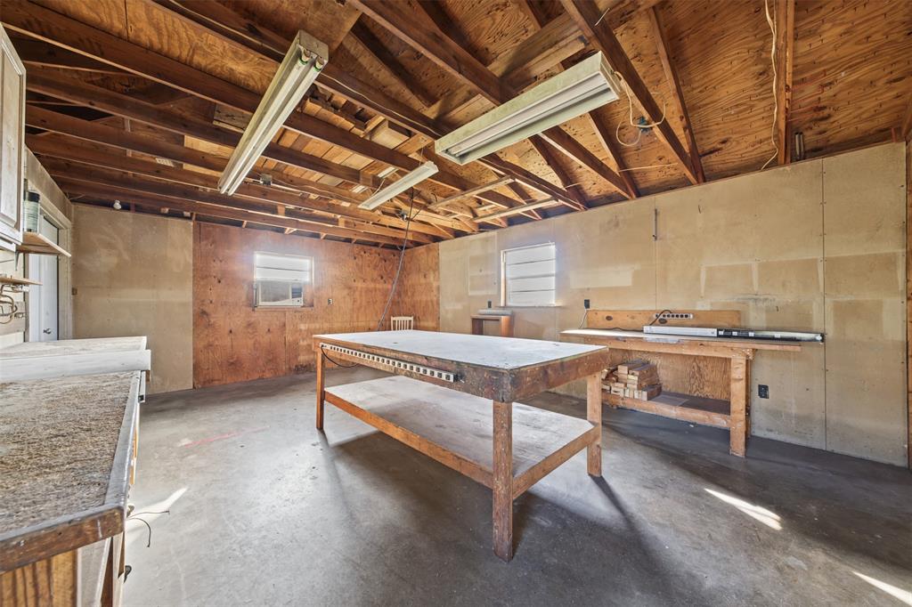 6115 Overlake Drive Property Photo 32