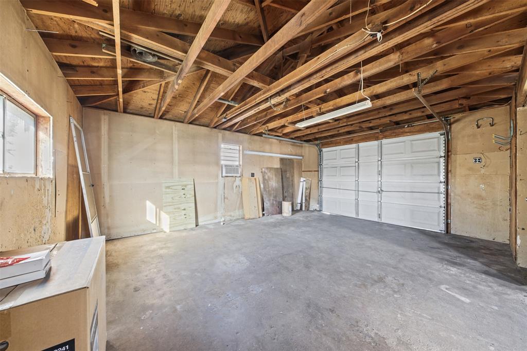6115 Overlake Drive Property Photo 33