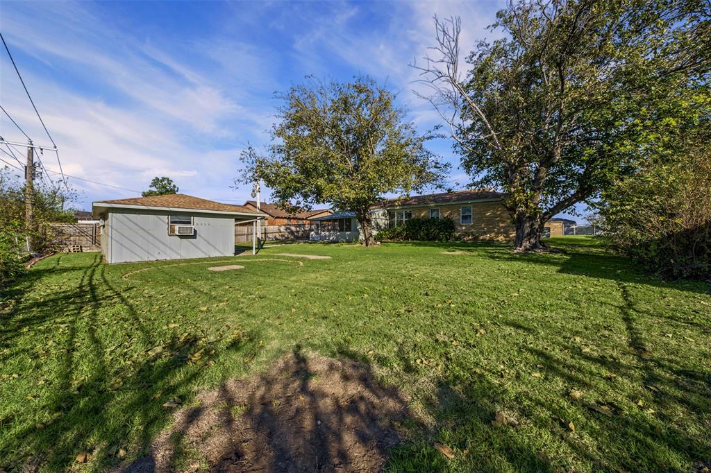 6115 Overlake Drive Property Photo 34