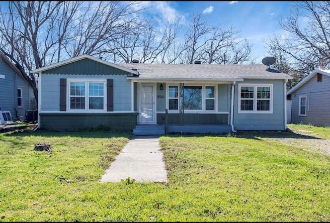 8521 Pemberton Court Property Photo 1