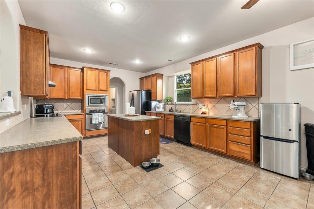 5767 Skinner Way Property Photo 13
