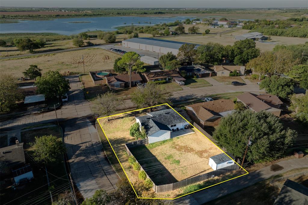 4700 Harbor Road Property Photo 1