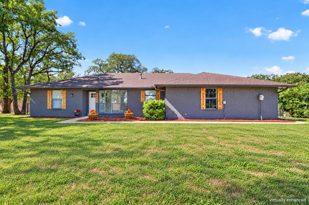 5955 Pecan Circle Property Photo 2