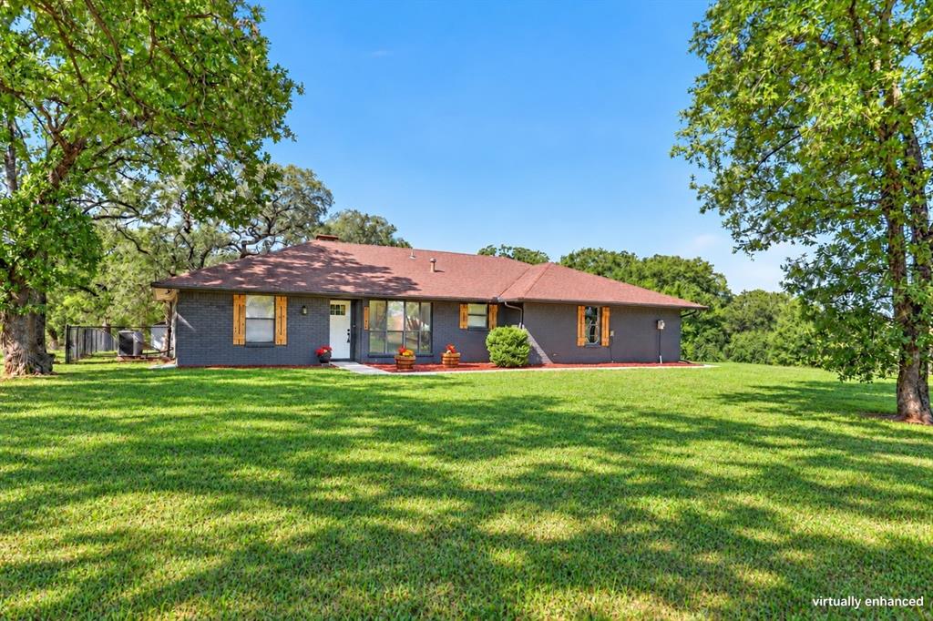 5955 Pecan Circle Property Photo 3