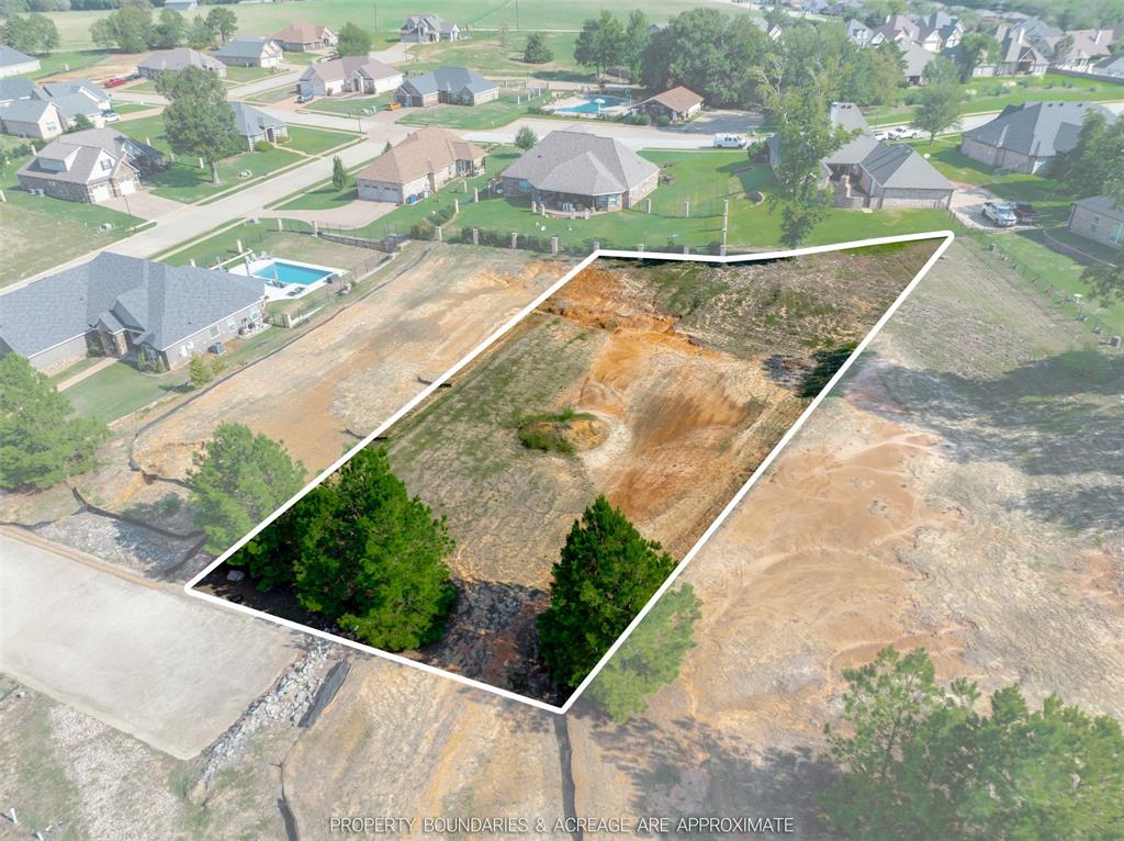 308 Colton Cove Property Photo 1