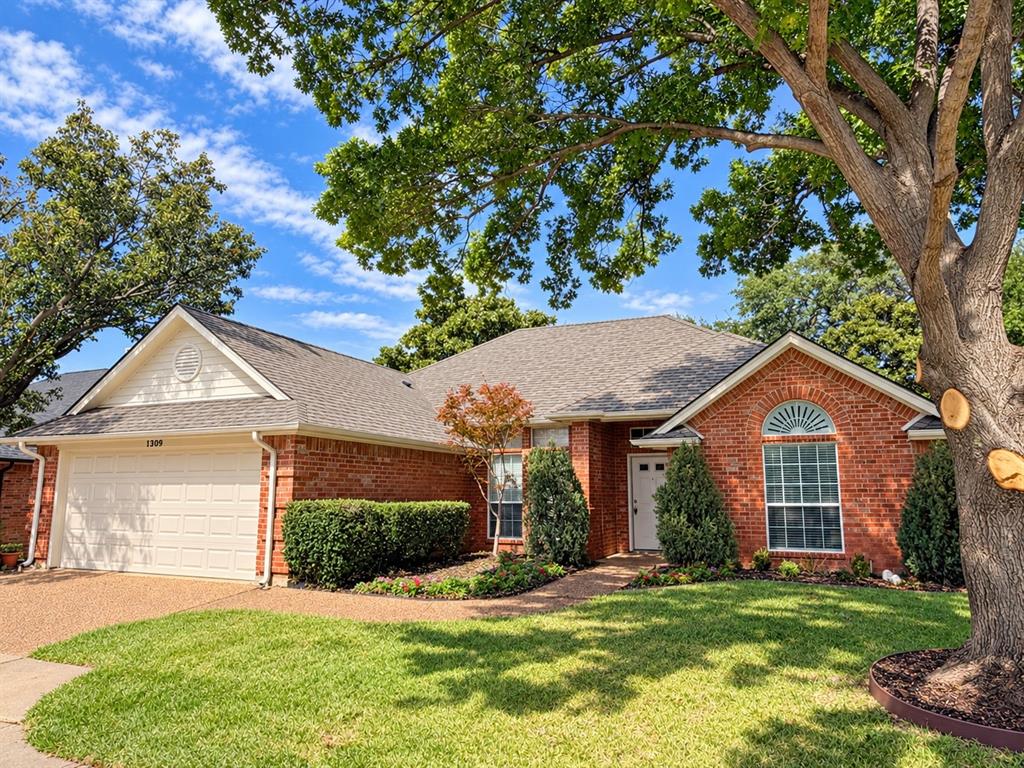 1309 Danielle Drive Property Photo 1