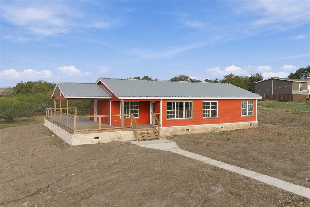 2052 Blue Cut Road Property Photo 1