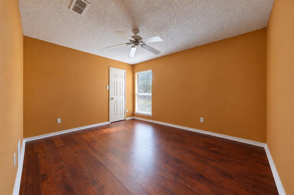 1249 Cross Creek Drive Property Photo 11