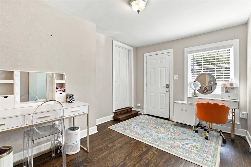 3240 Greene Avenue Property Photo 21