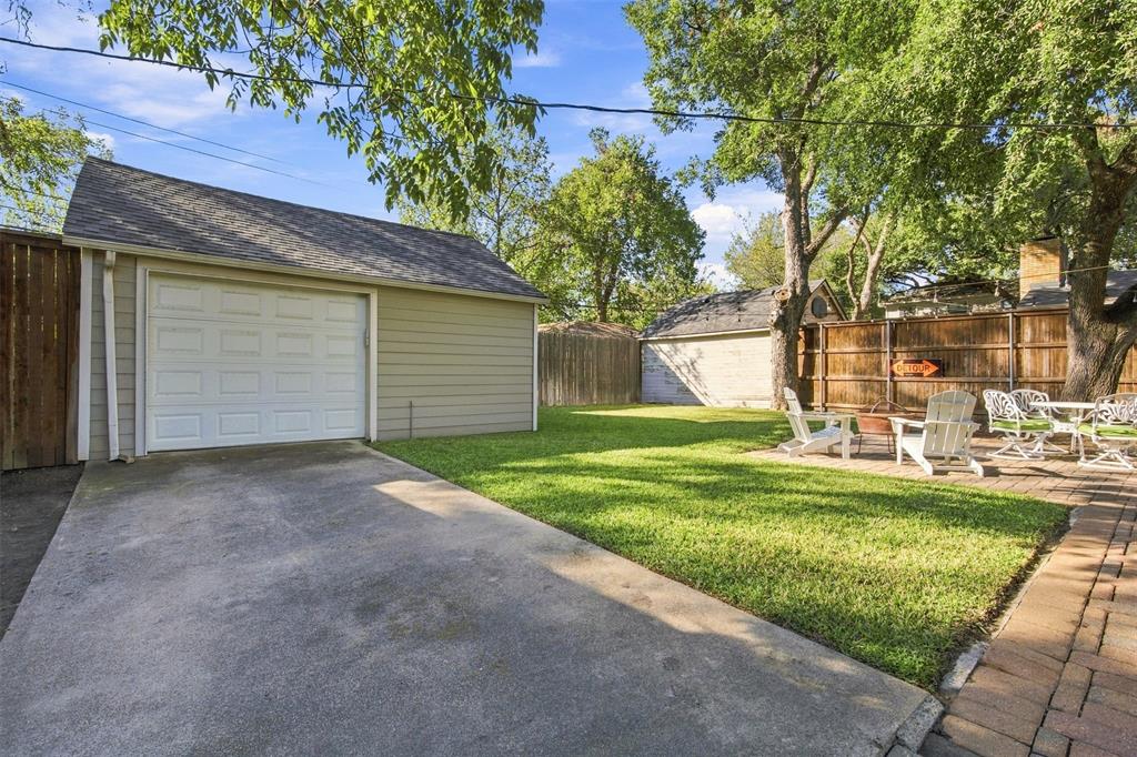 3240 Greene Avenue Property Photo 31