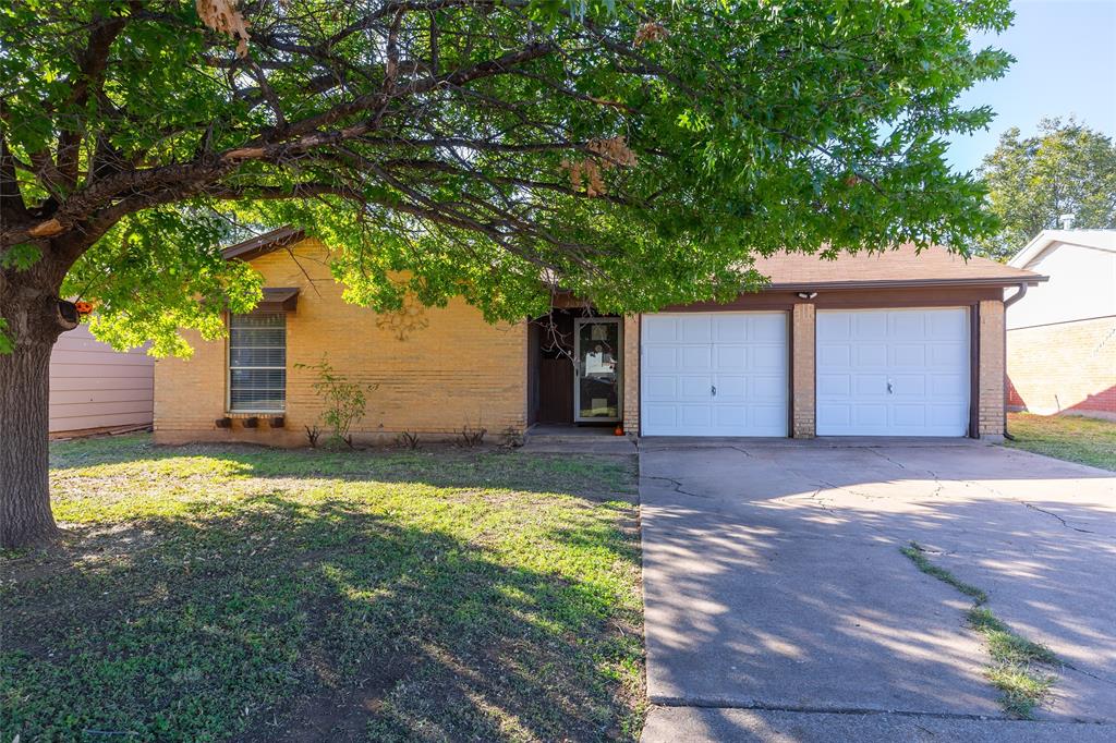 2633 S 41st Street Property Photo 1
