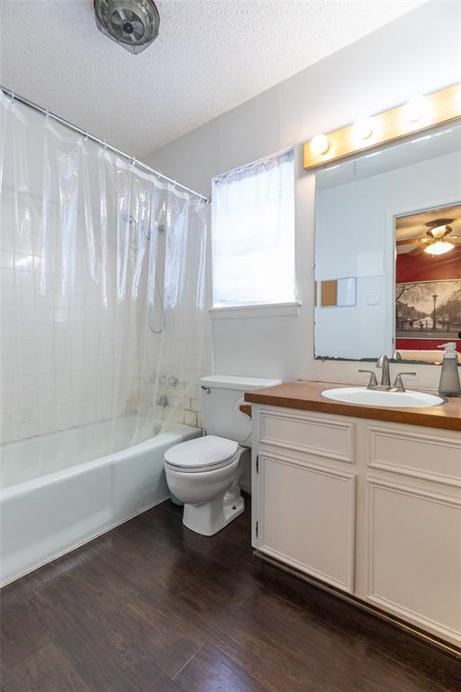2633 S 41st Street Property Photo 12