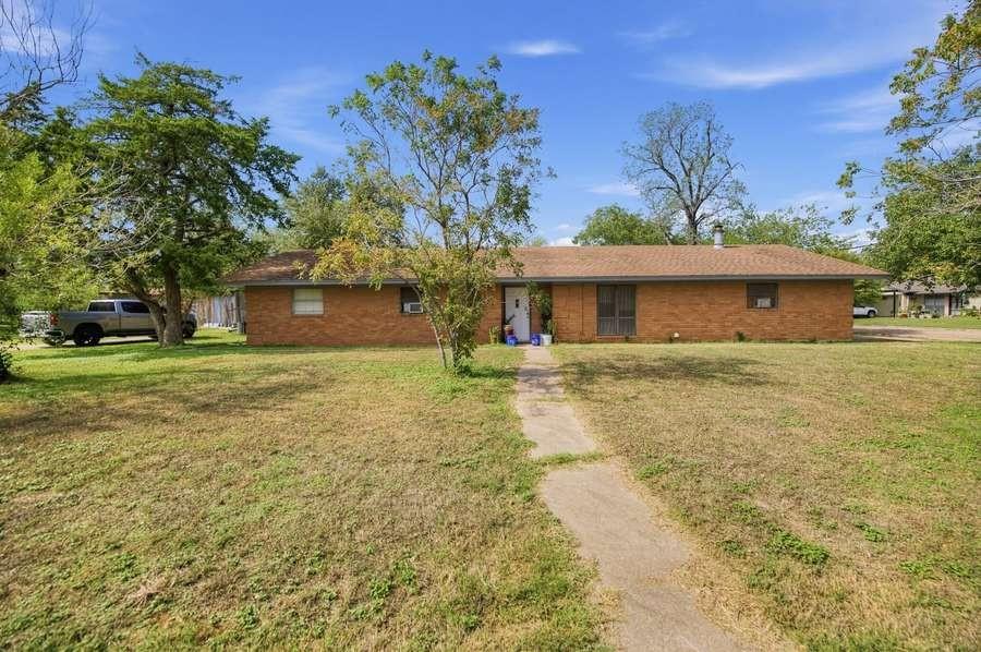 110 Cheyenne Property Photo 1