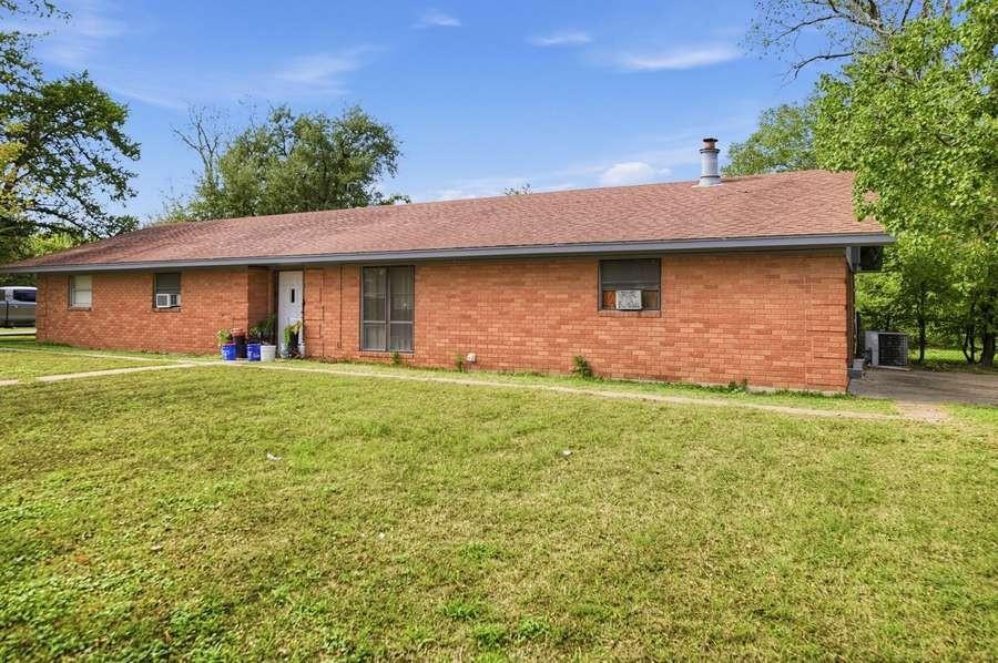 110 Cheyenne Property Photo 3
