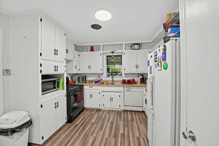 110 Cheyenne Property Photo 6