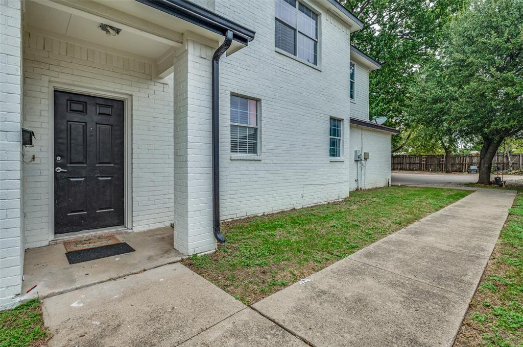 1215 N Nursery Road Property Photo 1
