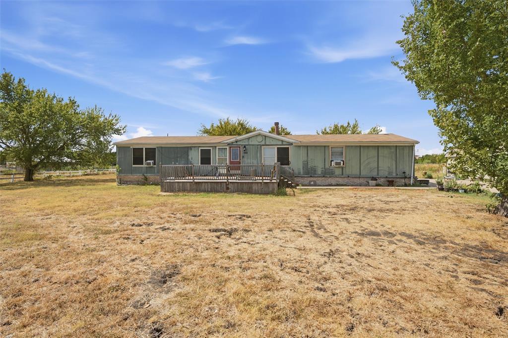 902 Old Church Road Property Photo 1
