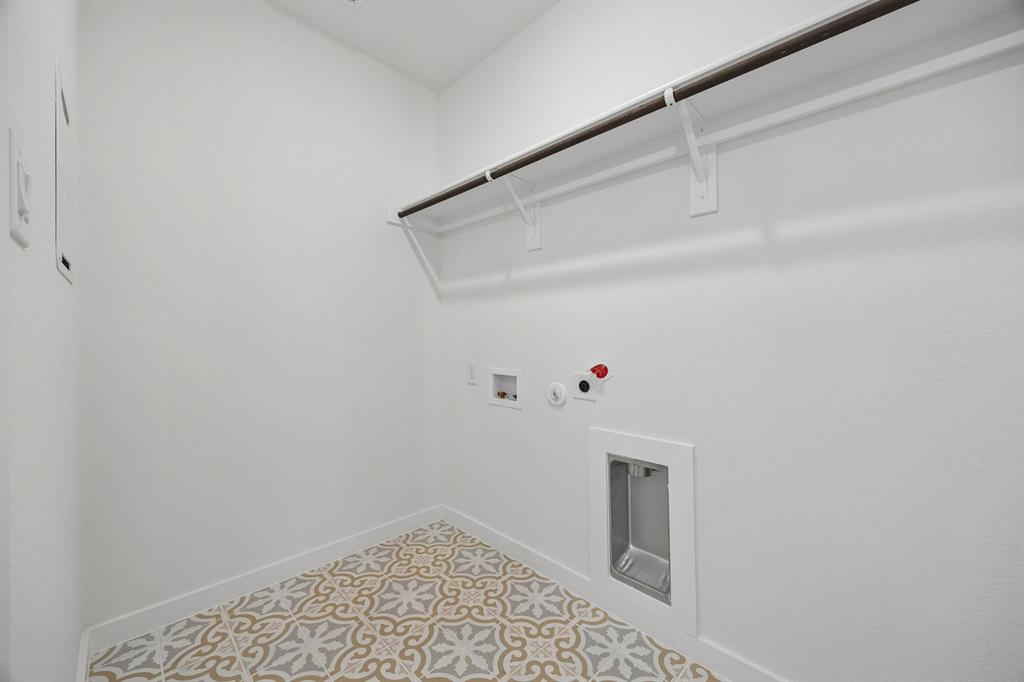 1540 Pirene Alley Property Photo 30