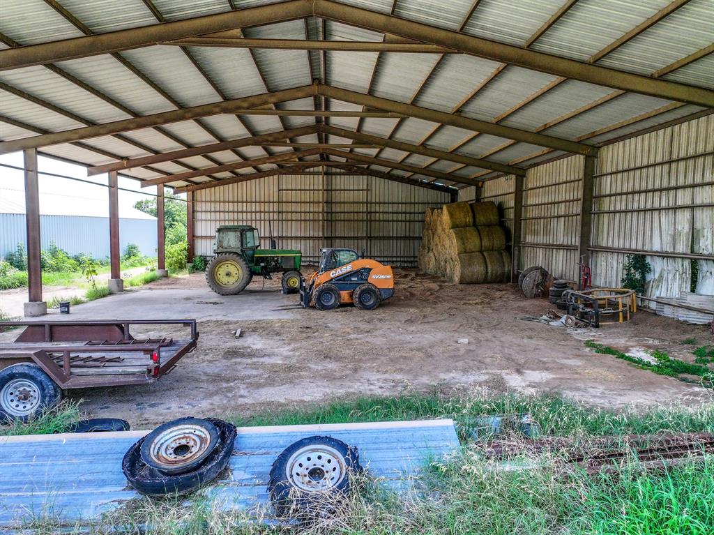 270 Fm 2560 Property Photo 38