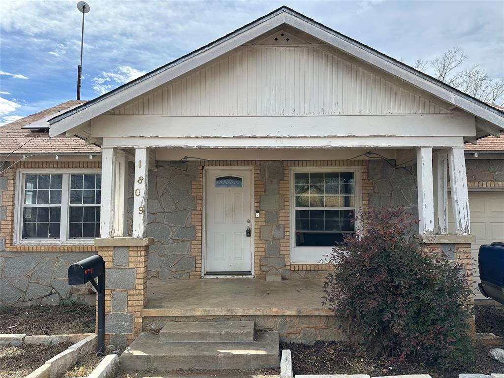 1809 9th Street Property Photo 1