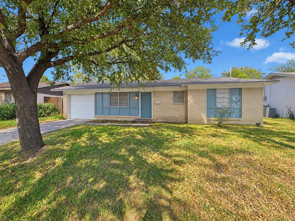 2418 Fulton Drive Property Photo 1