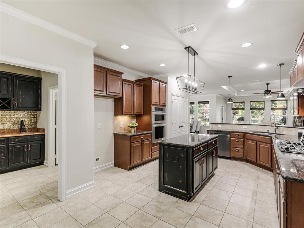 1728 Hacienda Heights Lane Property Photo 8