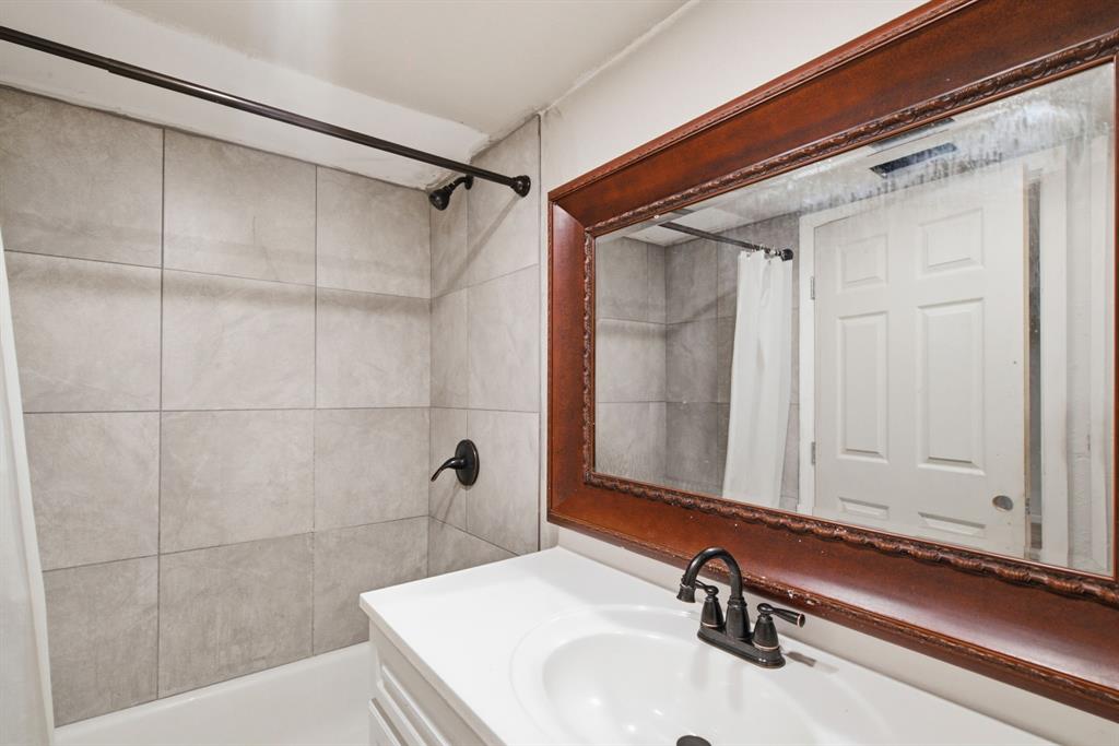 127 N Houston Street Property Photo 21