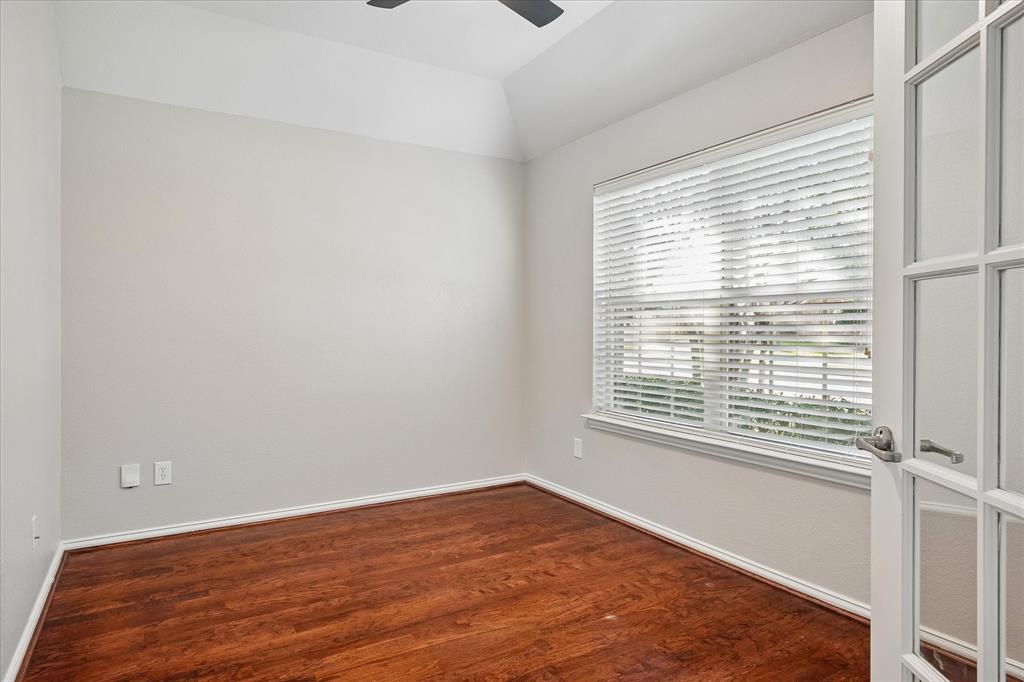 2317 Evening Song Drive Property Photo 3