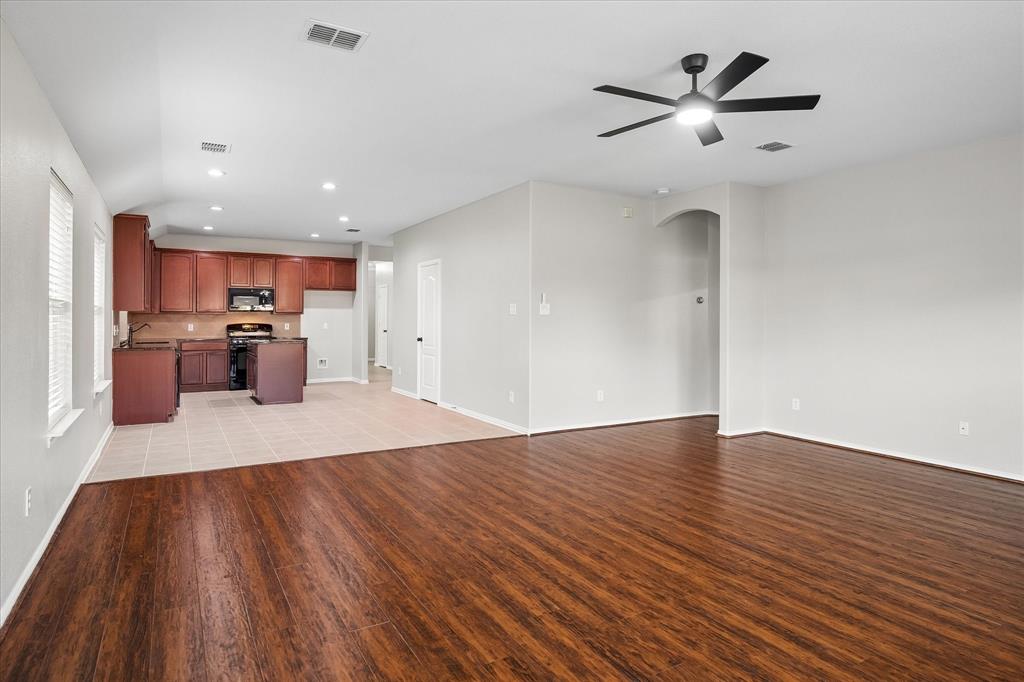 2317 Evening Song Drive Property Photo 6