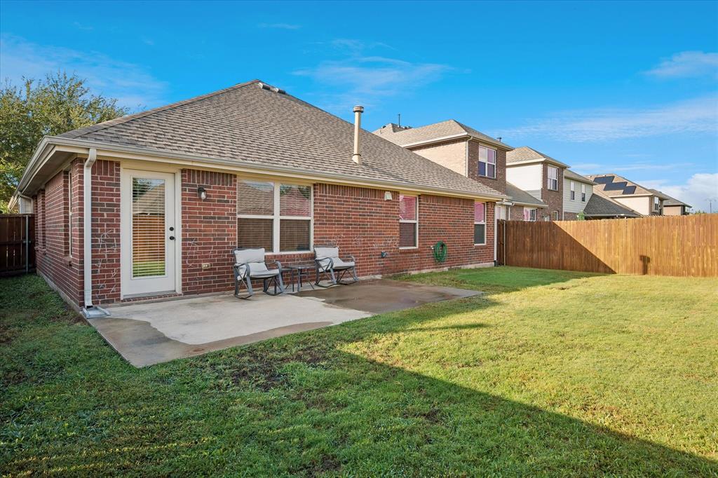 2317 Evening Song Drive Property Photo 15