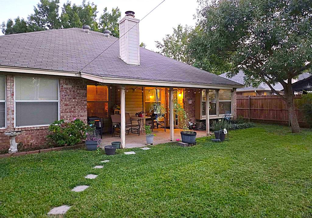 720 Lisa Street Property Photo 1