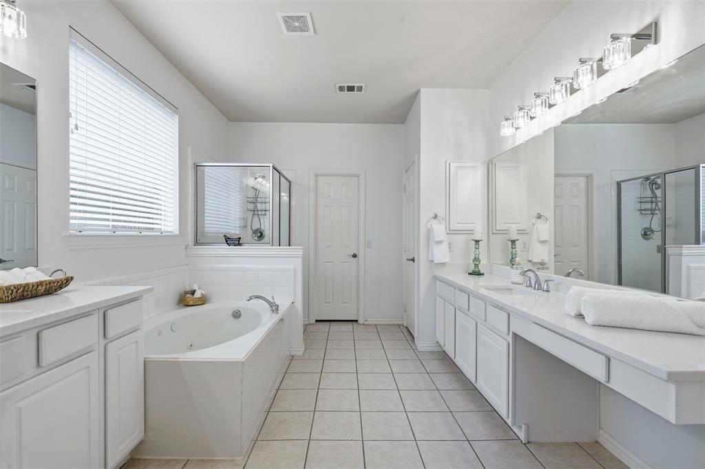 2311 Watercrest Drive Property Photo 19