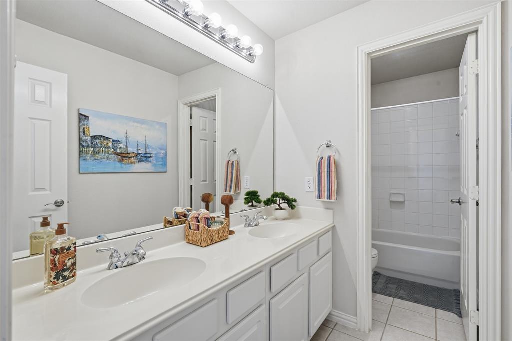 2311 Watercrest Drive Property Photo 25