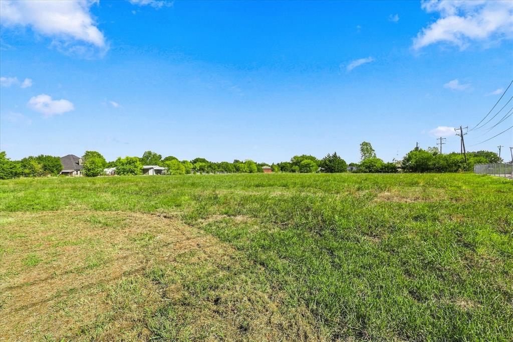 2863 Fm 917 Property Photo 4