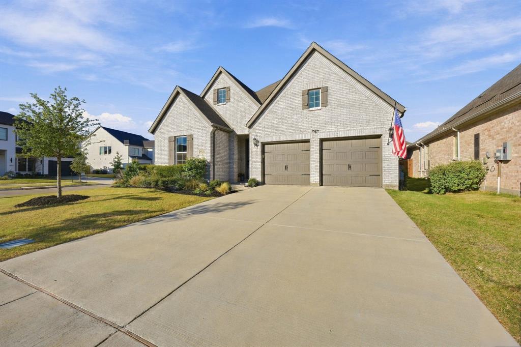 1221 Raftel Road Property Photo 1