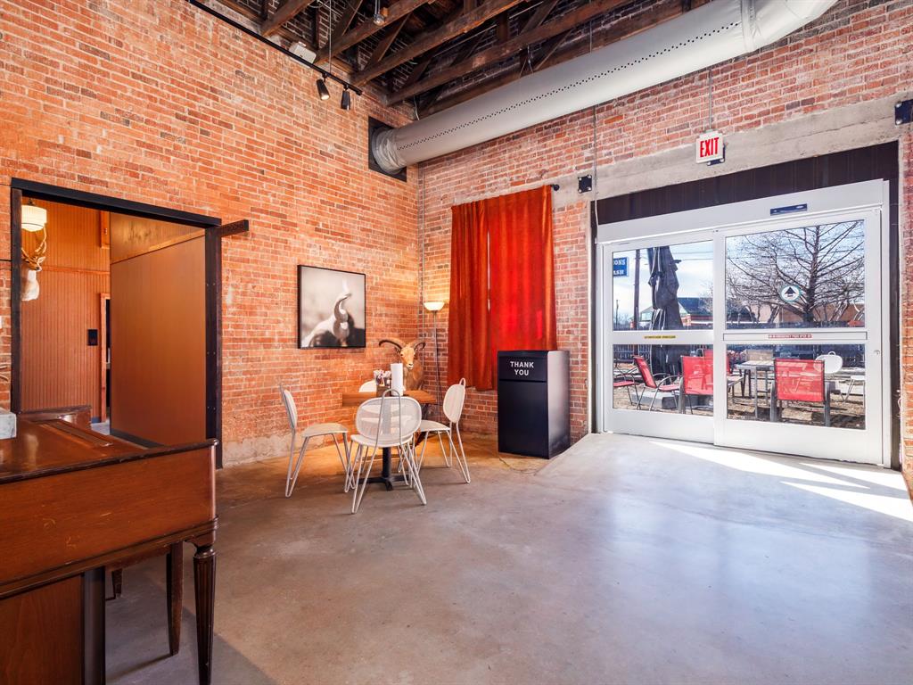 420 Commercial Property Photo 14