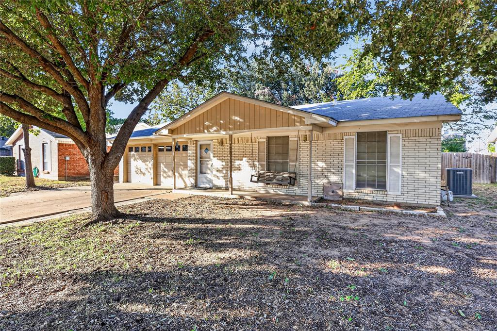 1305 Montclair Street Property Photo 1