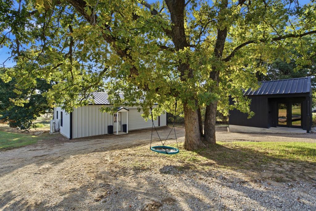 2506 Hawkins Lilly Road Property Photo 1