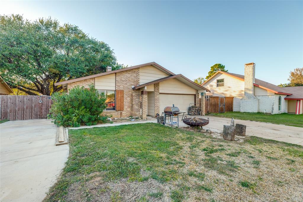 5305 Countess Court Property Photo 1